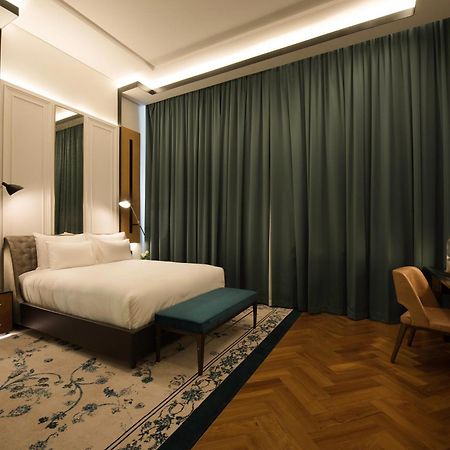 Готель Yangon Excelsior Екстер'єр фото